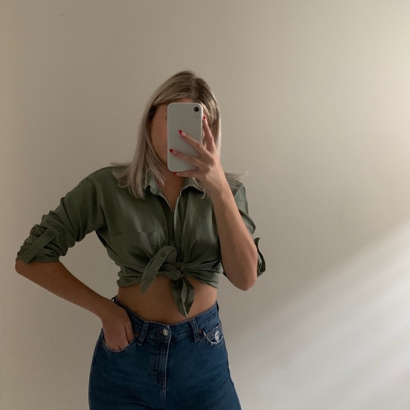 Muted green button up FOREVER 21 - Picture 1 of 3